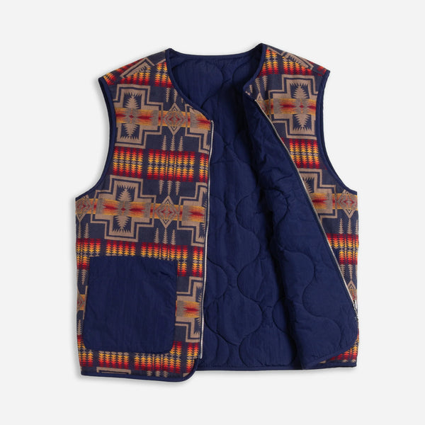 PENDLETON REVERSIBLE QUILTED VEST - HARDING NAVY